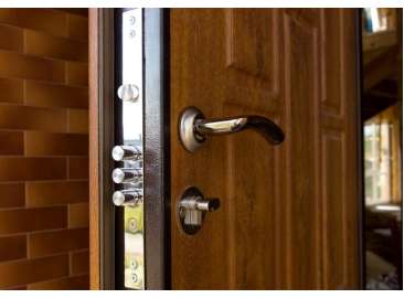 Просіли вхідні двері - що робити і як виправити?